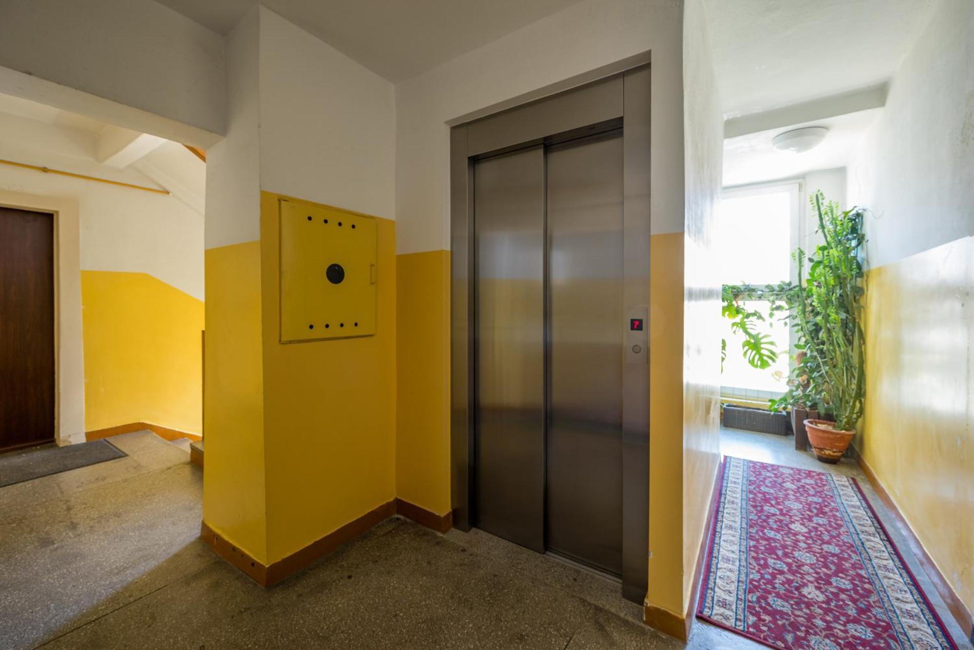 Targowek 3-bedroom Apartament