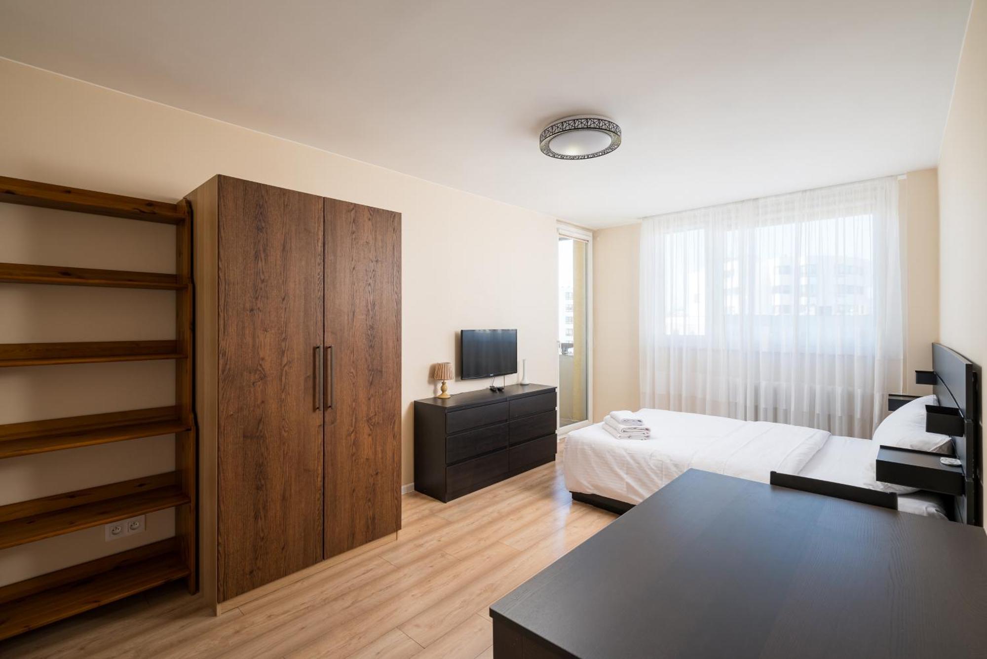 Targowek 3-bedroom * Warszawa